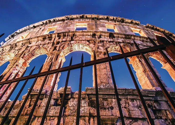 2 Bedroom Amazing Home In Pula Holiday home *