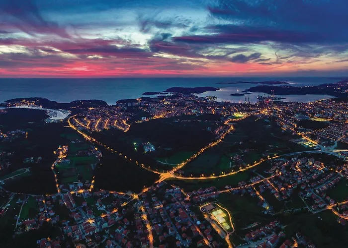 2 Bedroom Amazing Home In Pula Holiday home